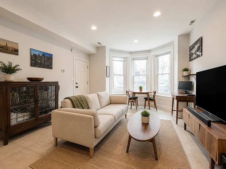 1234 W Huron St #1 — Photo 8