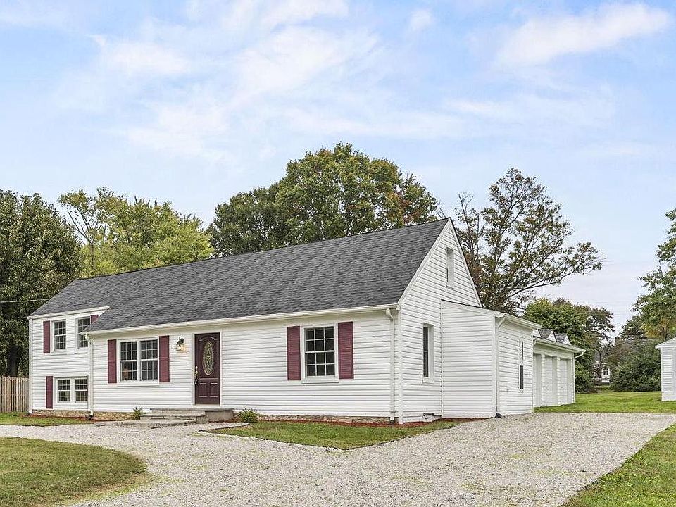 1st image of 8505 Rosemont Cir