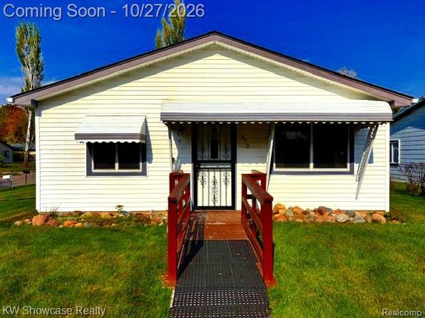372 W Columbia Ave