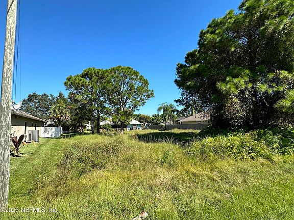 3rd image of 5641 NW CROCUS Avenue