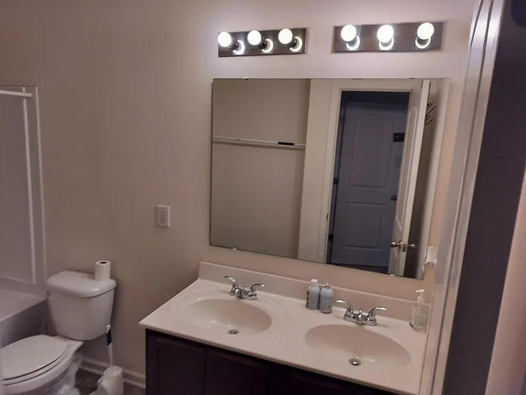 405 Holman St — Photo 12