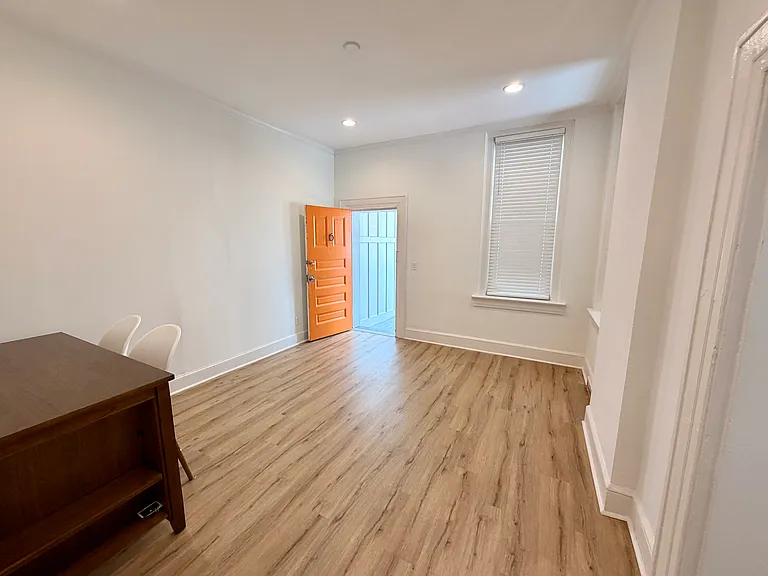 799 Piedmont Ave NE #6 — Photo 3