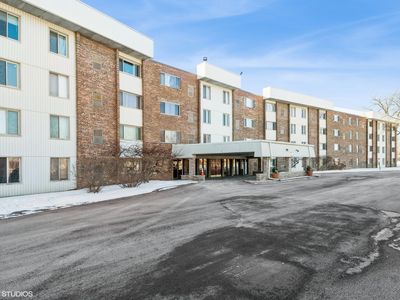841 N York St APT 114, Elmhurst, IL, 60126