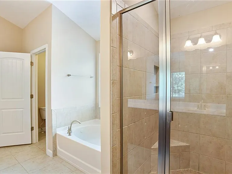 4835 Edgemoore Trce — Photo 36