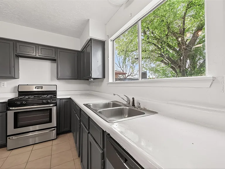 710 Beechbend Dr — Photo 21