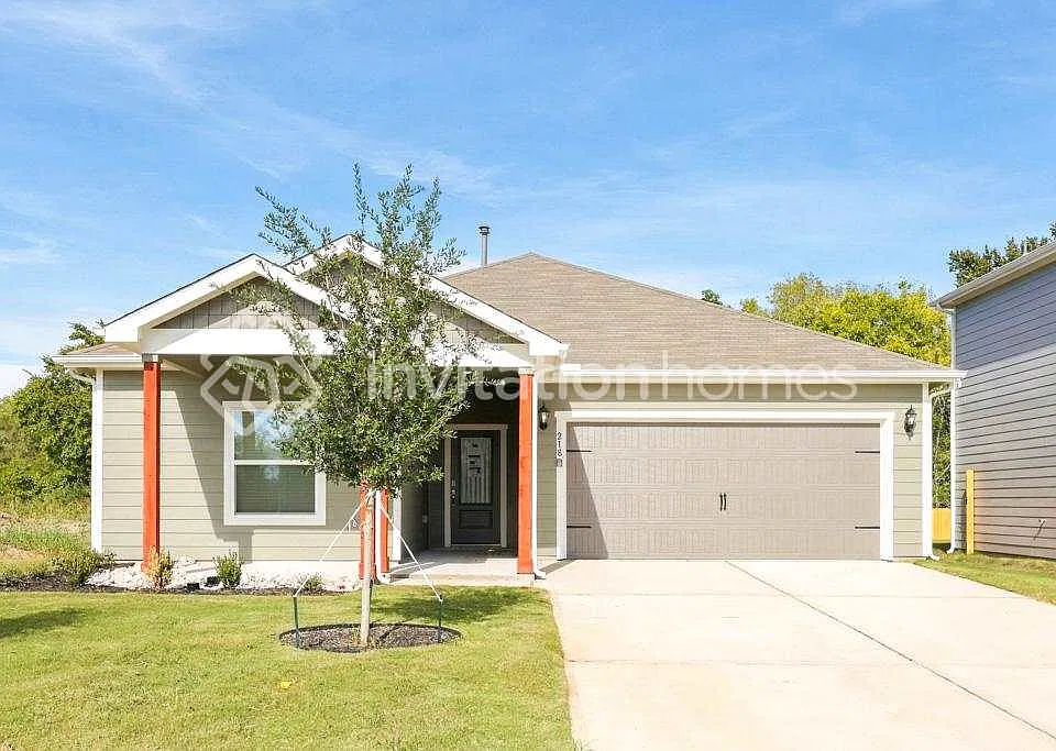 218 N Island Dr
