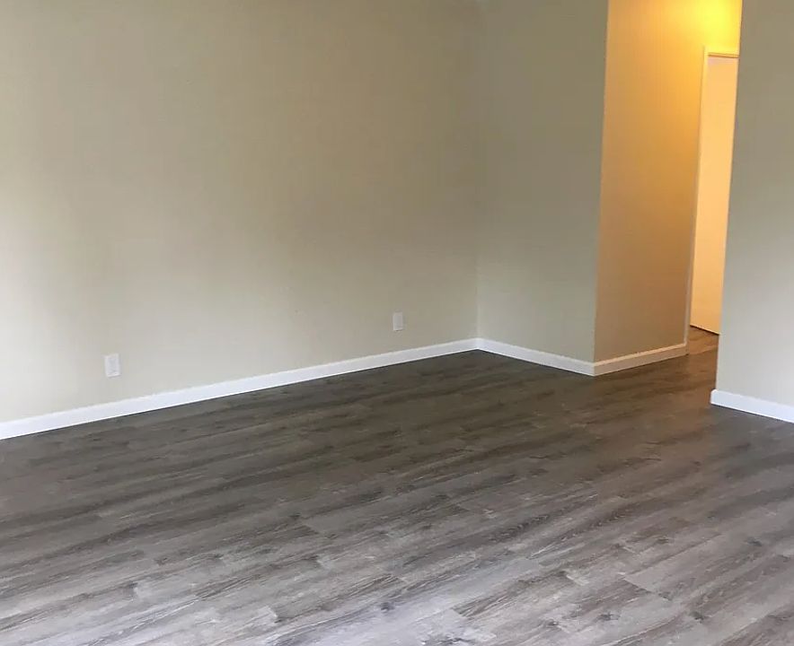 Living room facing hallway