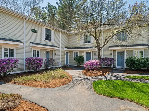 11 Nancy Rd APT 4, South Easton, MA 02375