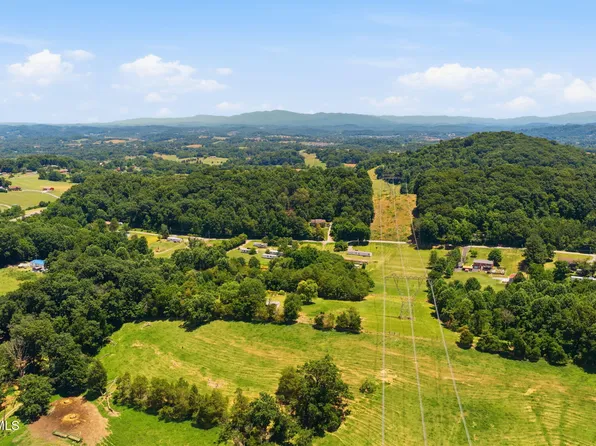381 Possum Hollow Rd, Johnson City, TN 37615