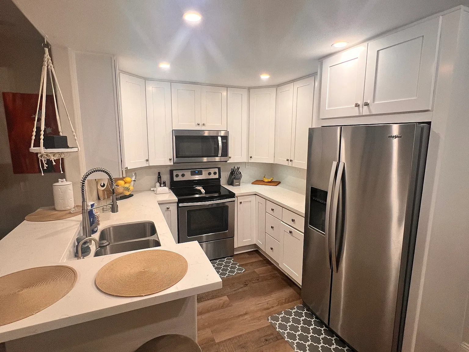 550 Camino De La Reina — Photo 4