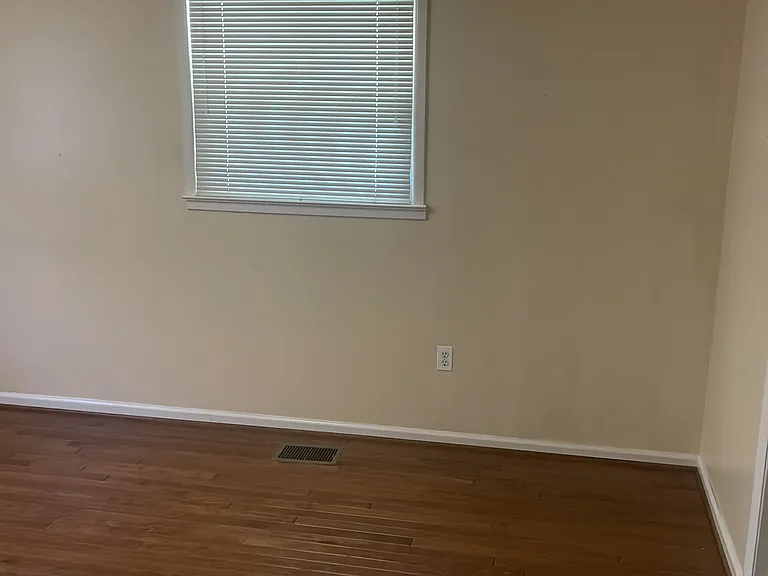 4311 Hendricks Dr — Photo 11