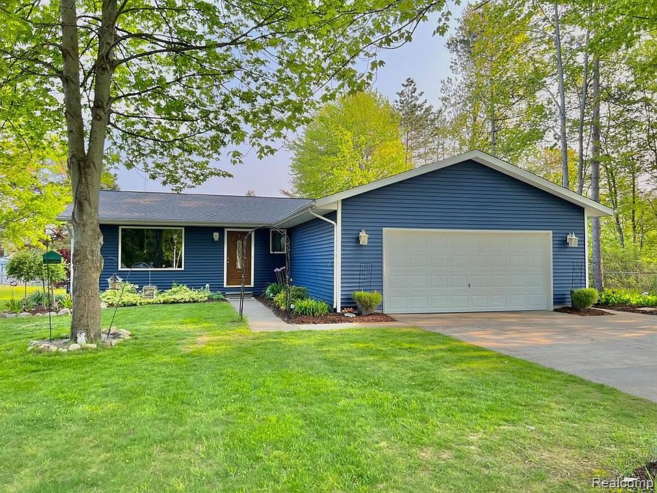 1st image of 6069 S Birch Hill Dr