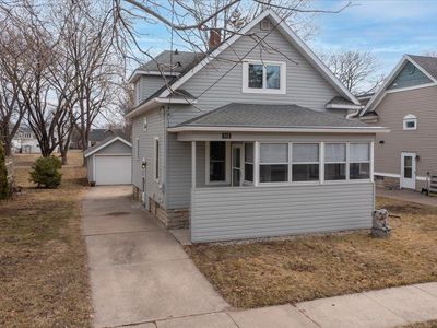 812 Powers St, Oshkosh, WI, 54901