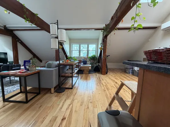 130 W Canal St #L, Winooski, VT 05404