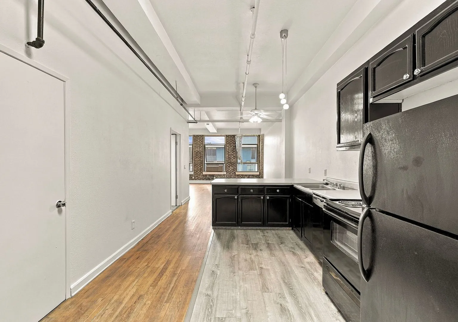 Trolley Lofts — Photo 4