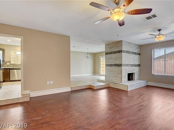 2nd image of 4568 Sun Valley Dr