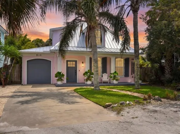 915 Maple St, New Smyrna Beach, FL 32169
