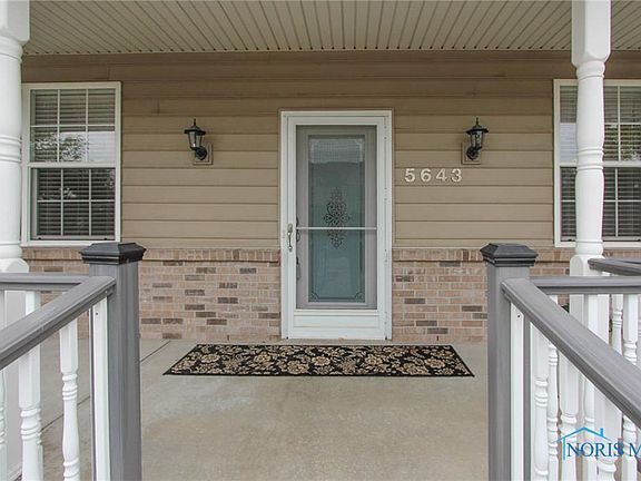 3rd image of 5643 Breezy Porch Dr