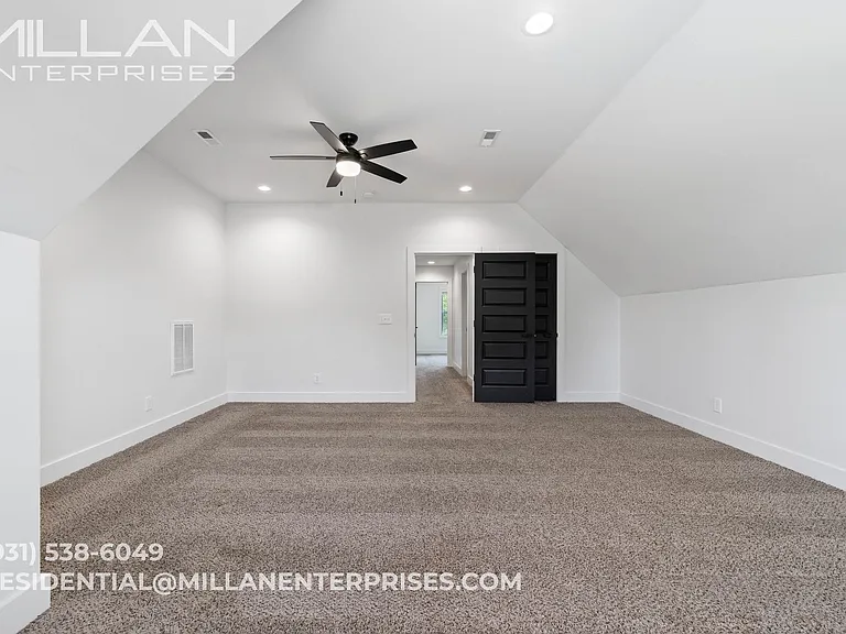 3509 Clover Hills Dr — Photo 34