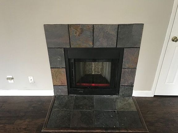 3rd image of 465 Forestway Cir Unit 205