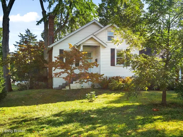 241 Clover Ln, Saint Matthews, KY 40207