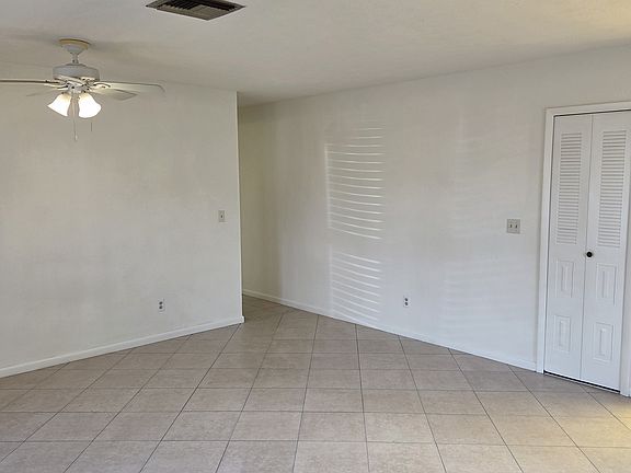 2nd image of 1210-1222 SE 8th St #1214-7
