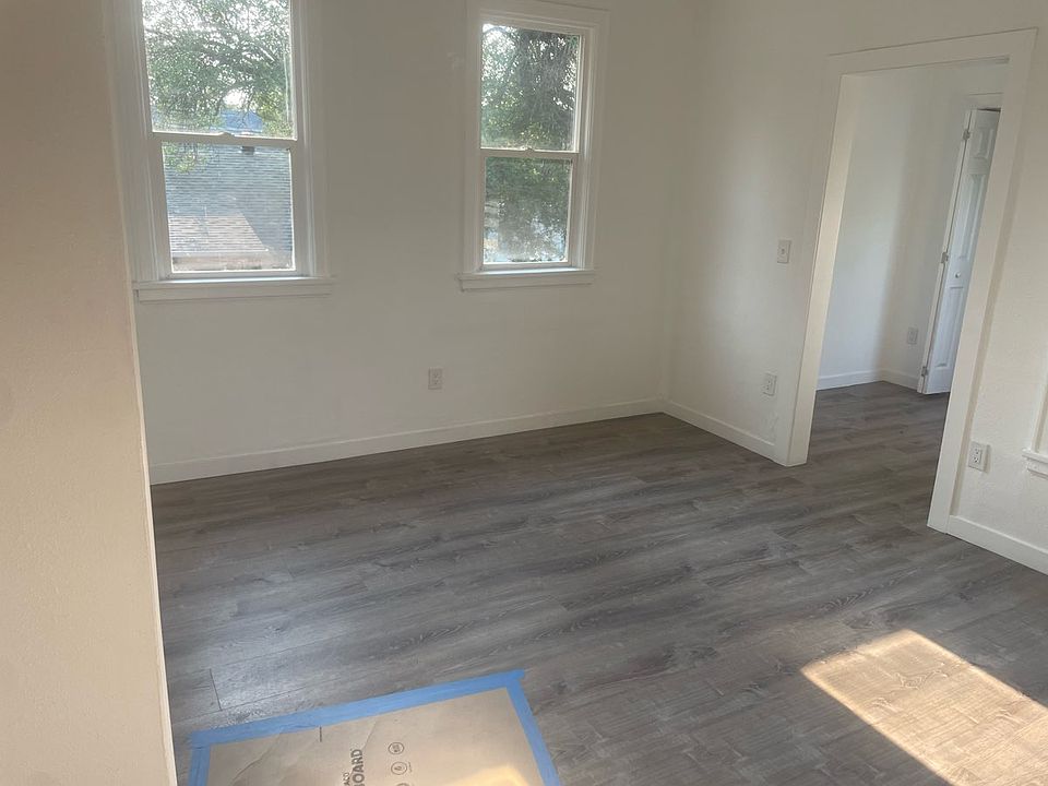 2nd image of 18 Lewis Ave #6