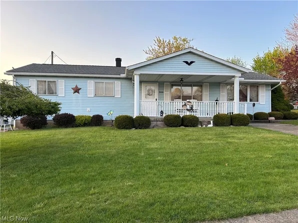 344 Lawrence Dr SW, Carrollton, OH 44615