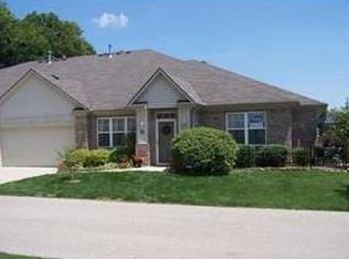 6956 Park Square Dr APT B, Avon, IN 46123