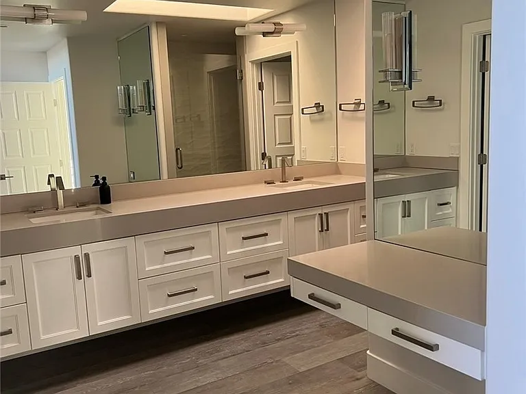 2929 Sandy Pointe #19 — Photo 12