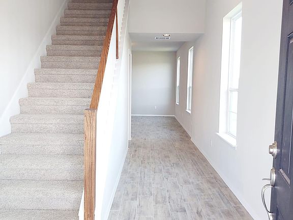 5th image of 1320 Burin Dr