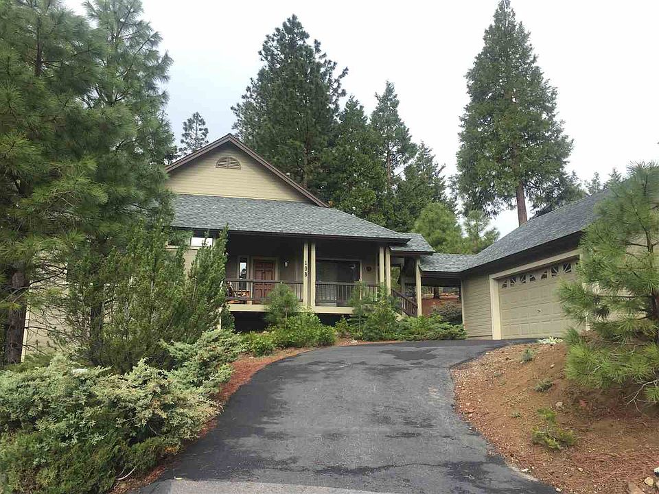 1st image of 108 Fox Glove Ln