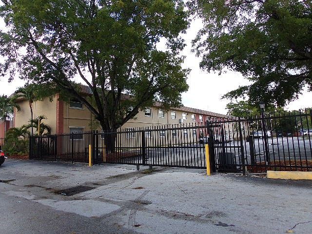 2nd image of 95 NE 41st St #213