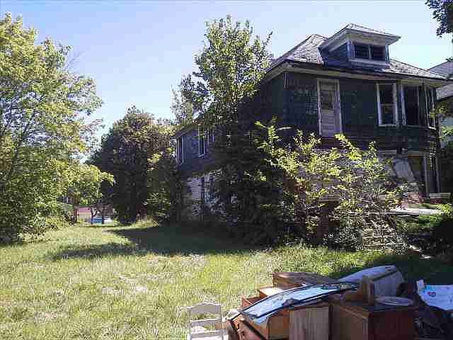 6032 Whitewood