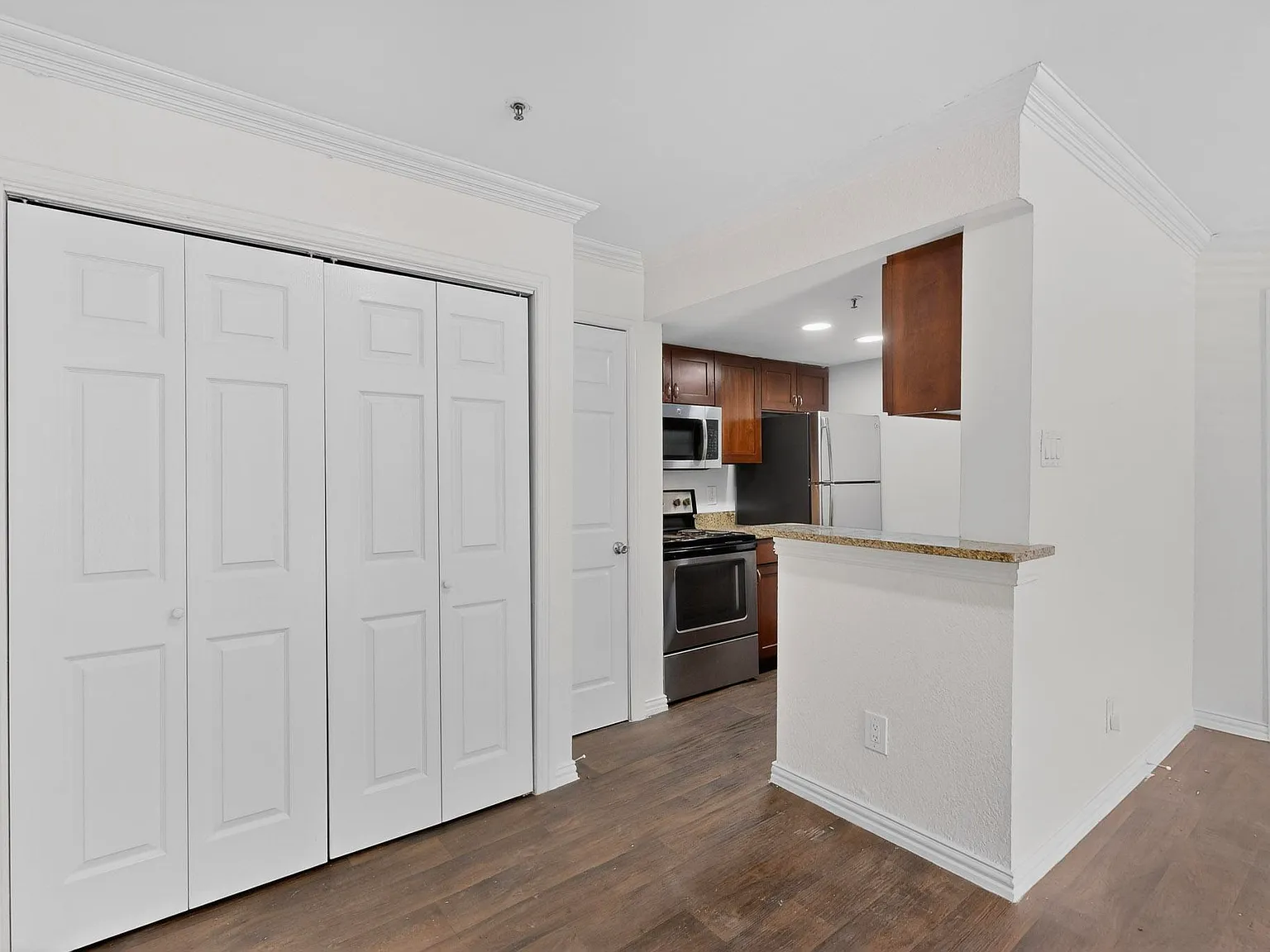 1 bed, 625 sqft, $1,295 — Photo 4