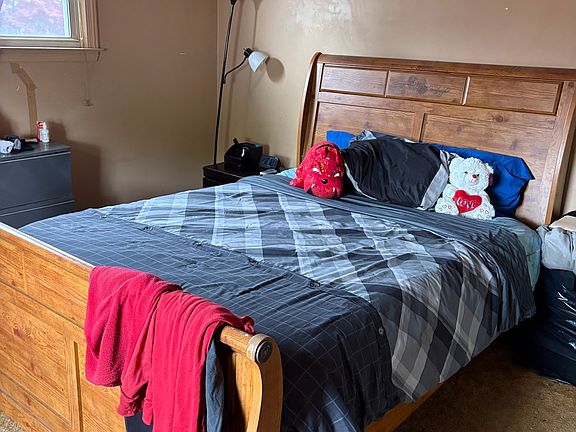 3rd image of 56 Peet Street