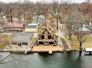 419 E Cable Ln, Syracuse, IN 46567