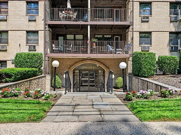 2241 Palmer Avenue #1D, New Rochelle, NY 10801