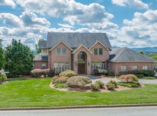 517 Douglas Dr, Johnson City, TN 37604