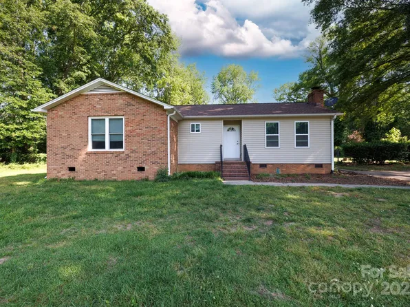 3988 Crestview Dr, Rock Hill, SC 29732