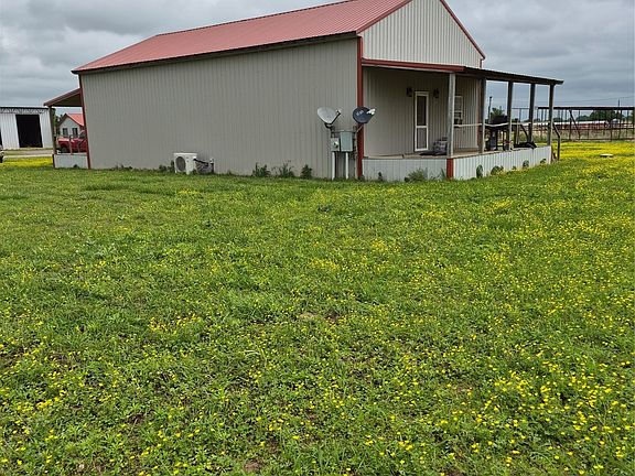 3rd image of 105897 S 4170th Rd