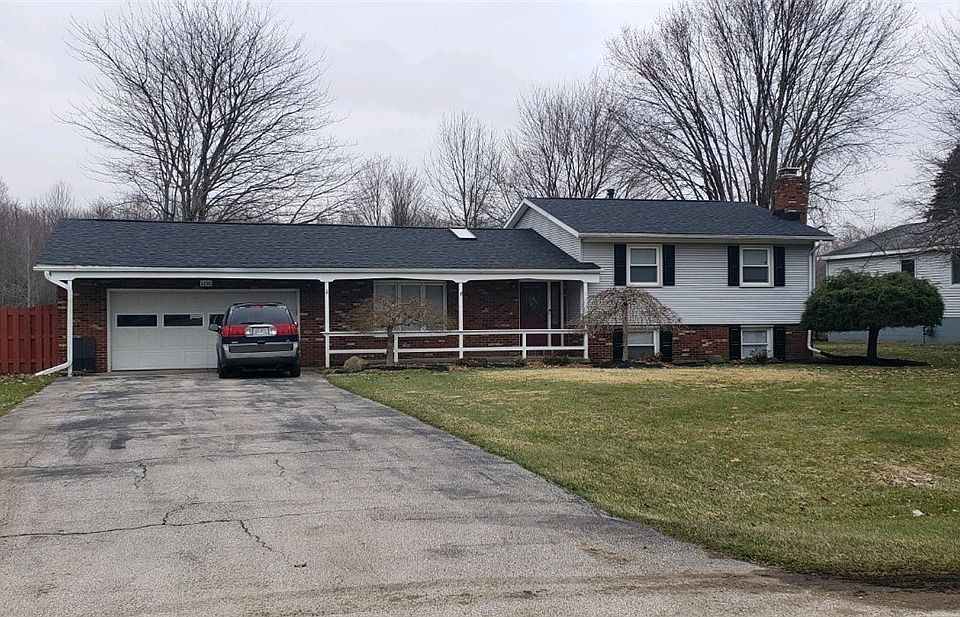 1st image of 3250 S Forest Dr