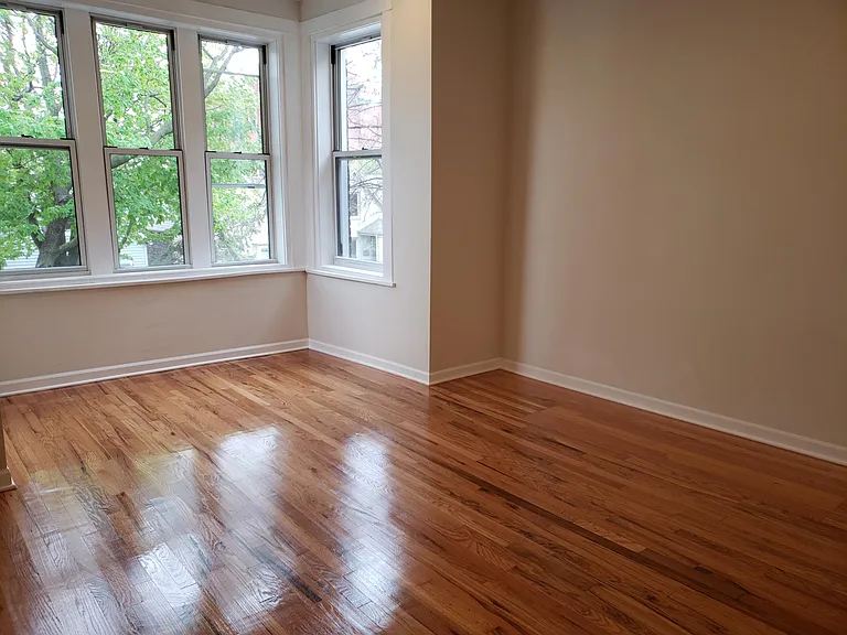 3433 S Leavitt St #2 — Photo 3