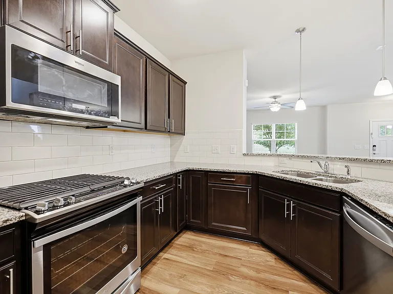 1417 Merrion Ave — Photo 14