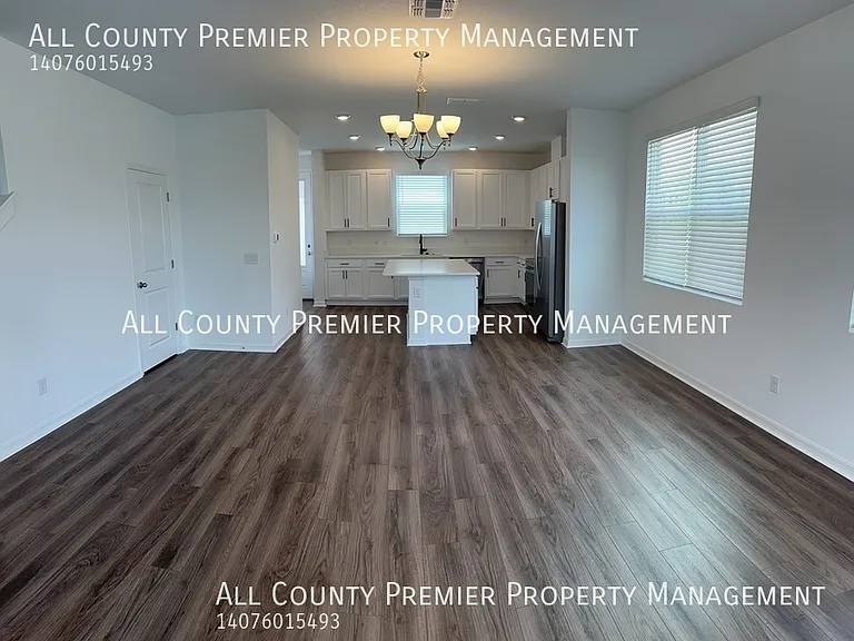 6460 Barnstorm Way — Photo 5