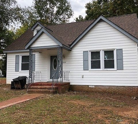2nd image of 1010 Grove Ave