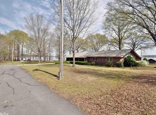18 N Deer Ln, Mayflower, AR 72106