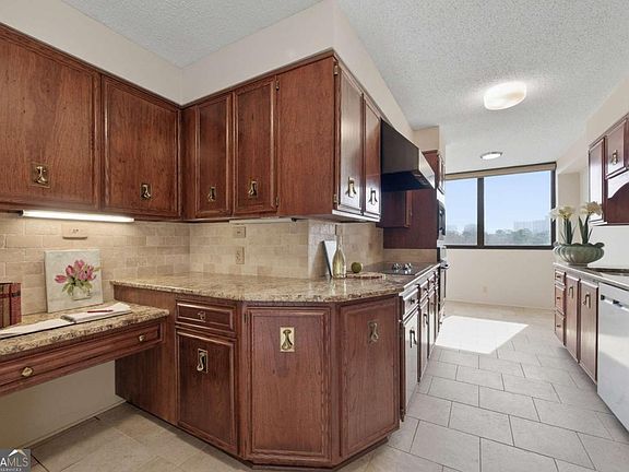 5th image of 3530 Piedmont Rd NE APT 12F