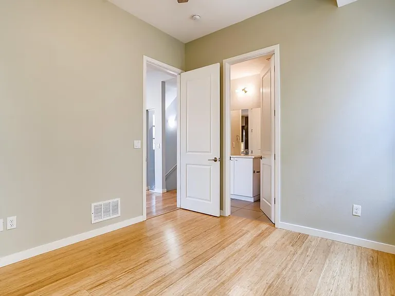 2331 Glenarm Pl — Photo 11