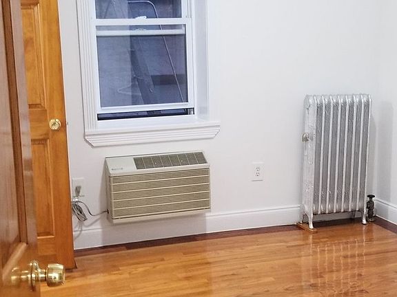 4th image of 259 W 15th St APT 2C